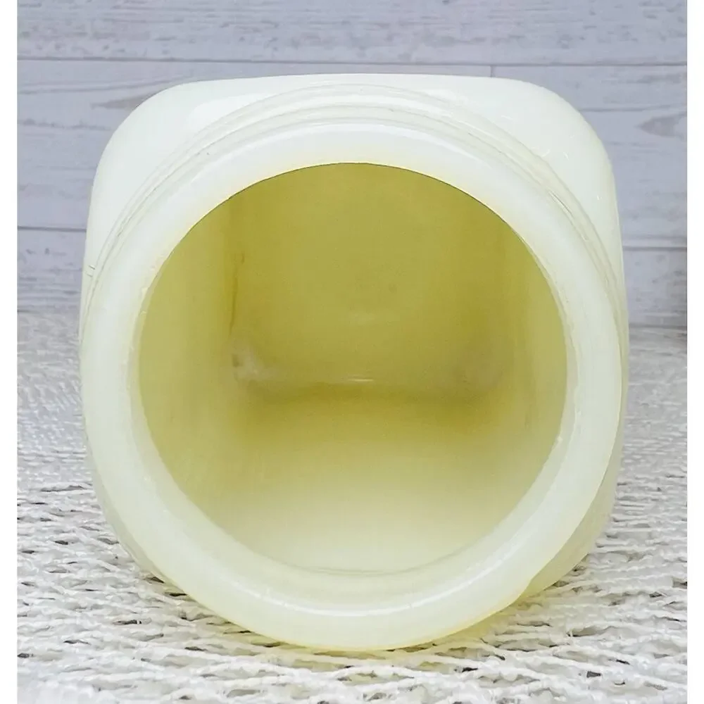 Vintage McKee Yellow Custard Uranium Glass Shaker Set Of 2 w/lids Art Deco 1930s